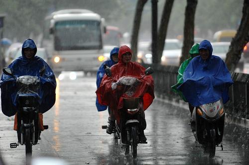 形容寒风暴雨的诗句 刺骨的寒风怎么形容